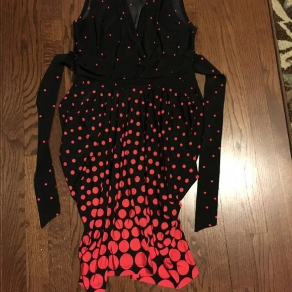 Dress   - Picture 2 of 3